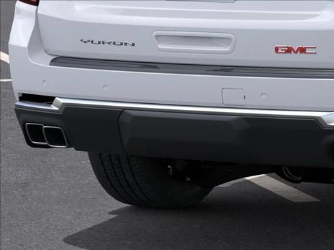 New 2026 GMC Yukon Denali w/ Advanced Technology Package AWD/4WD image 17