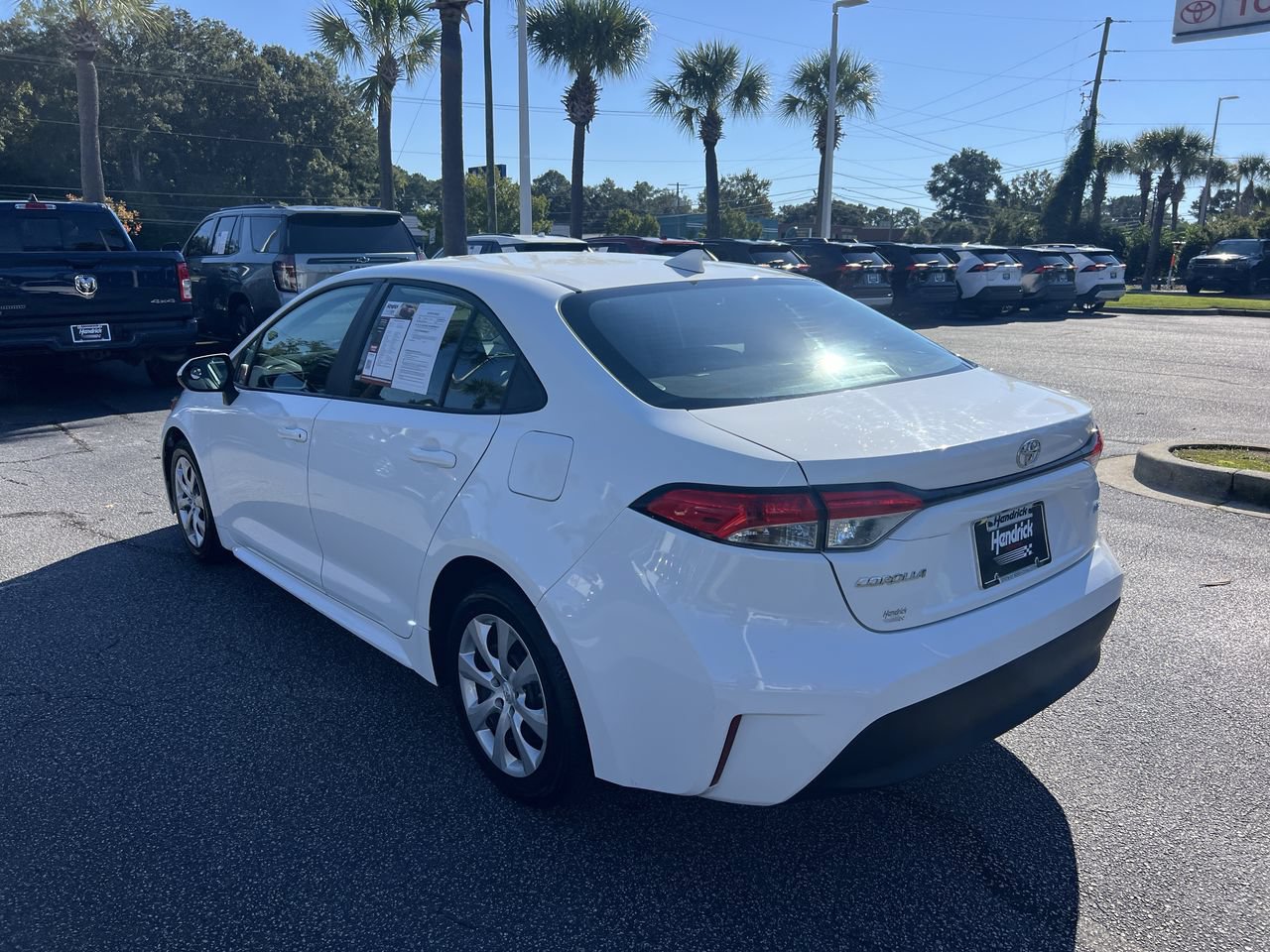 Used 2024 Toyota Corolla LE FWD image 8