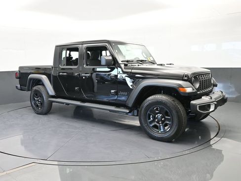 New 2026 Jeep Gladiator Sport image 8