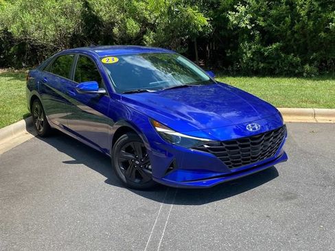 Used 2023 Hyundai Elantra Blue FWD image 1
