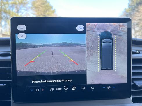 Used 2022 Ford Transit 350 XLT image 28