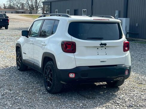 Used 2020 Jeep Renegade Altitude image 3