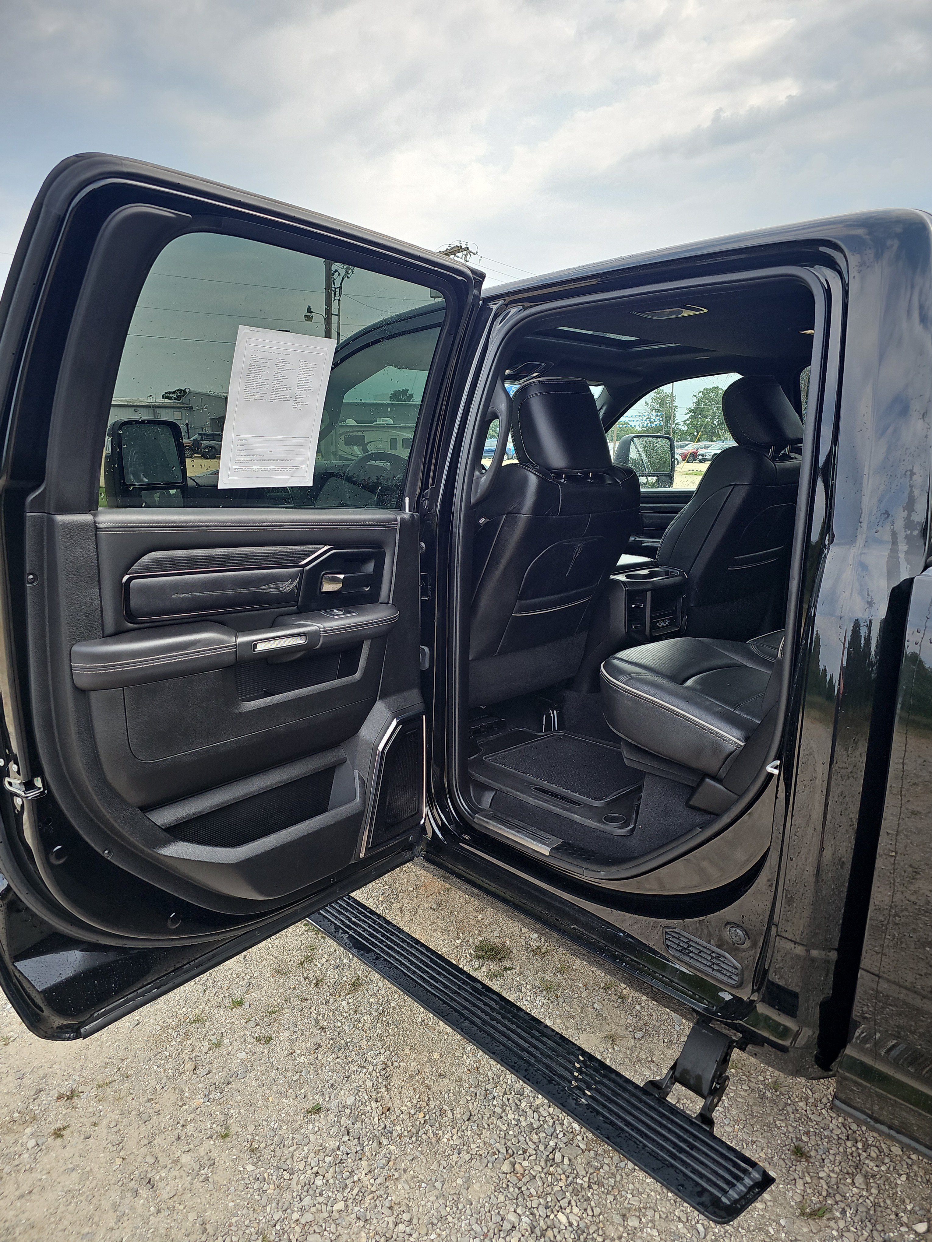 Used 2024 RAM 2500 Limited AWD/4WD image 12