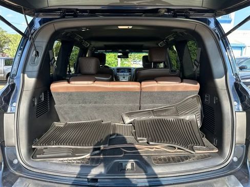 Used 2016 INFINITI QX80 Limited w/ All Season Package AWD/4WD image 28