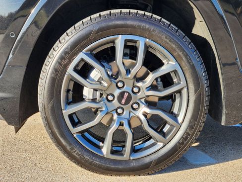 Used 2022 GMC Terrain Denali w/ Black Diamond Edition image 21