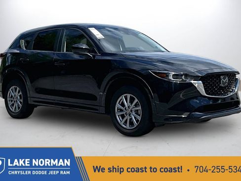 Used 2024 MAZDA CX-5 AWD 2.5 S w/ Select Package image 1