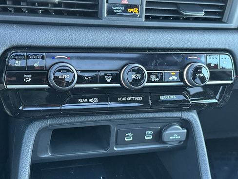 New 2026 Honda Pilot Black Edition image 19