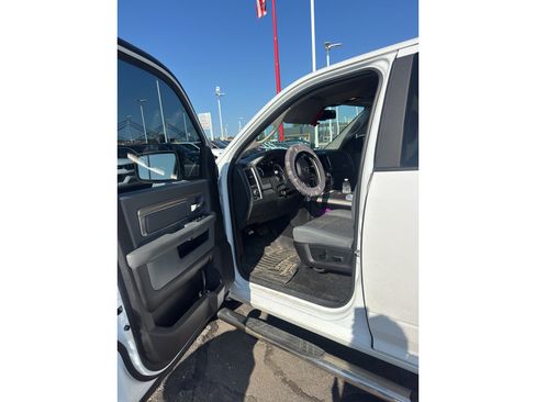 Used 2018 RAM 1500 Big Horn AWD/4WD image 6