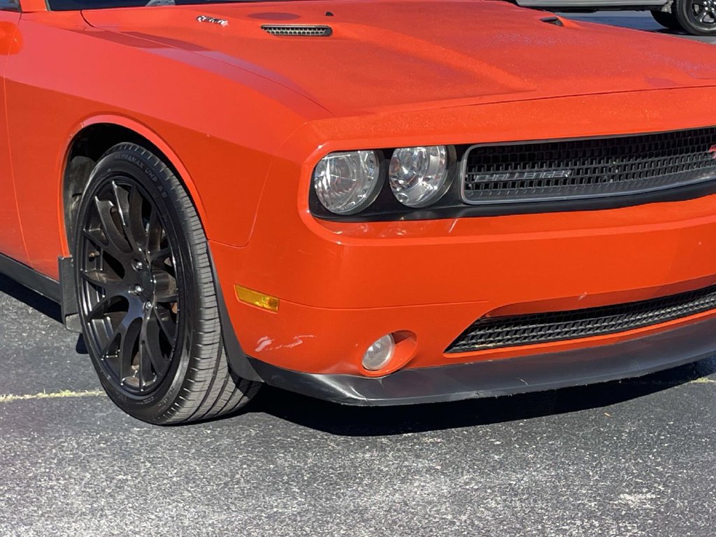 Used 2013 Dodge Challenger R/T RWD image 29
