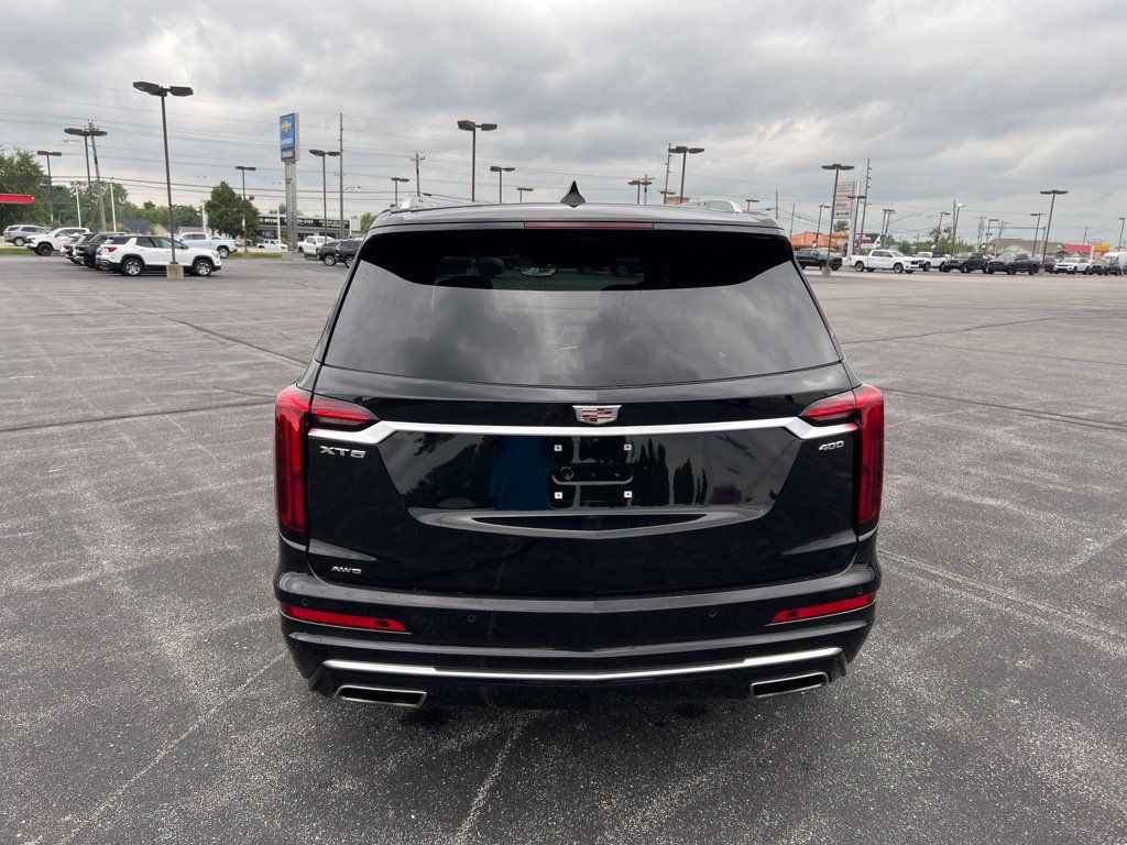 Used 2024 Cadillac XT6 Premium Luxury w/ Technology Package AWD/4WD image 30