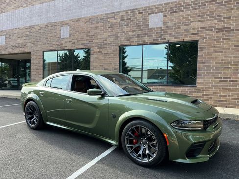 Used 2022 Dodge Charger SRT Hellcat w/ SRT Black Package image 42