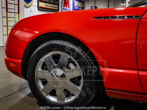 Used 2002 Ford Thunderbird Deluxe image 56