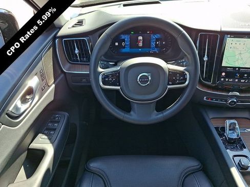 Certified 2023 Volvo XC60 B5 Ultimate w/ Climate Package AWD/4WD image 14