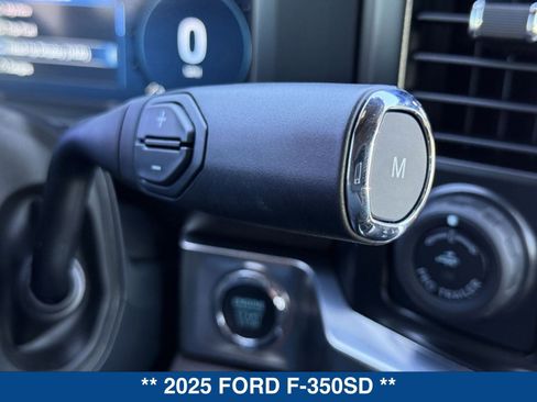 New 2025 Ford F350 King Ranch w/ FX4 Off-Road Package image 32