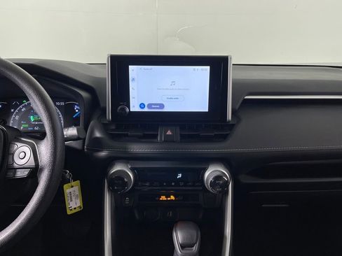 Certified 2025 Toyota RAV4 LE image 15