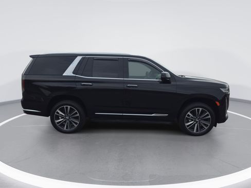 Used 2023 Cadillac Escalade Premium Luxury AWD/4WD image 2