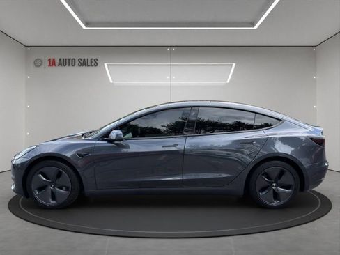 Used 2019 Tesla Model 3 Long Range image 2