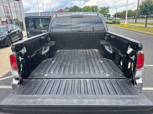 Used 2023 Toyota Tacoma TRD Off-Road w/ Black Out Package (TMS) AWD/4WD image 28