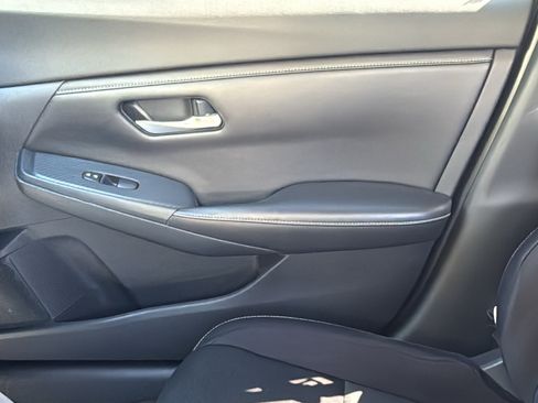 Certified 2020 Nissan Sentra SV FWD image 18