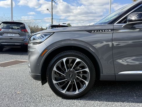 Used 2021 Lincoln Aviator Reserve w/ Equipment Group 201A image 7