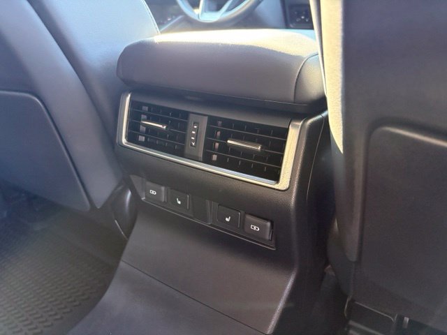 Used 2024 Lexus GX 550 AWD/4WD image 31