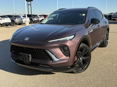 Certified 2024 Buick Envision Sport Touring image 2