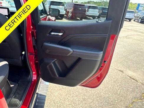 Used 2024 Chevrolet Colorado LT w/ LT Convenience Package II AWD/4WD image 23