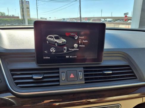 Used 2020 Audi Q5 2.0T Premium image 15