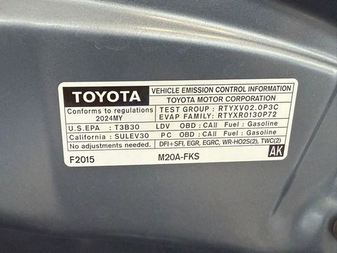 Certified 2024 Toyota Corolla LE image 33