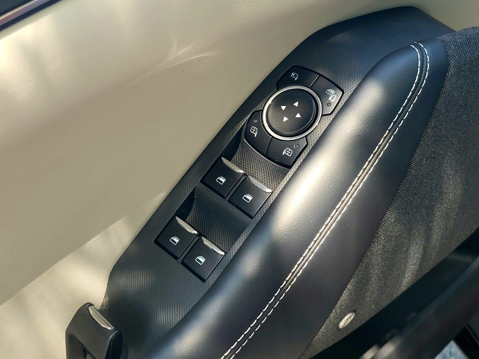 Certified 2023 Ford Mustang Mach-E Premium RWD image 17