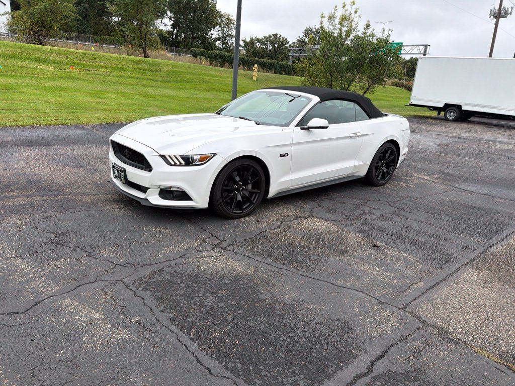 Used 2017 Ford Mustang GT Premium w/ Black Accent Package RWD image 6