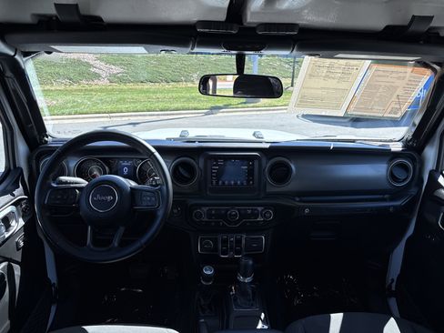 Certified 2022 Jeep Wrangler Unlimited Sport image 19