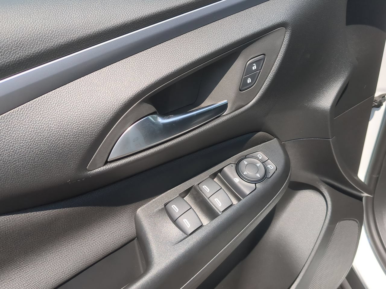 New 2026 Buick Envista Sport Touring w/ Convenience I Package FWD image 22
