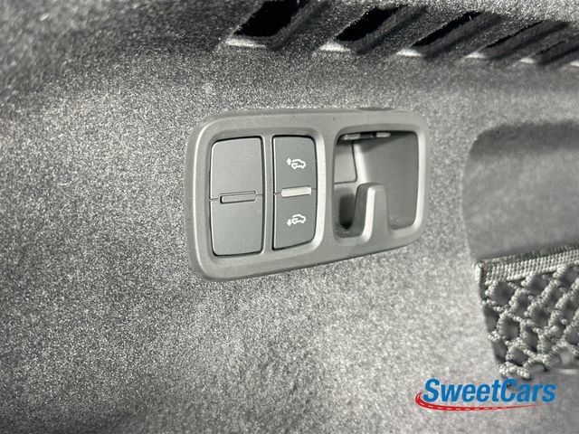 Used 2025 Audi RS Q8 performance AWD/4WD image 51