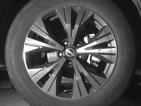 Used 2023 Nissan Rogue SV image 13