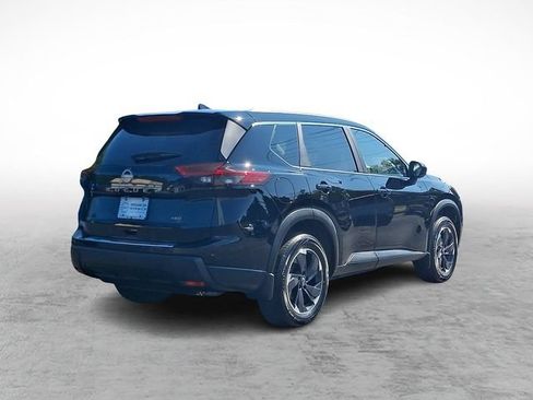 Used 2025 Nissan Rogue SV w/ SV Premium Package AWD/4WD image 6