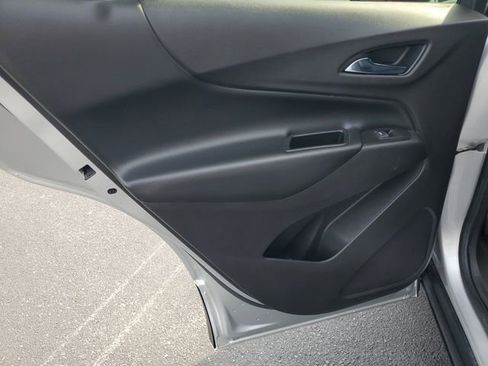 Used 2020 Chevrolet Equinox LT FWD image 13