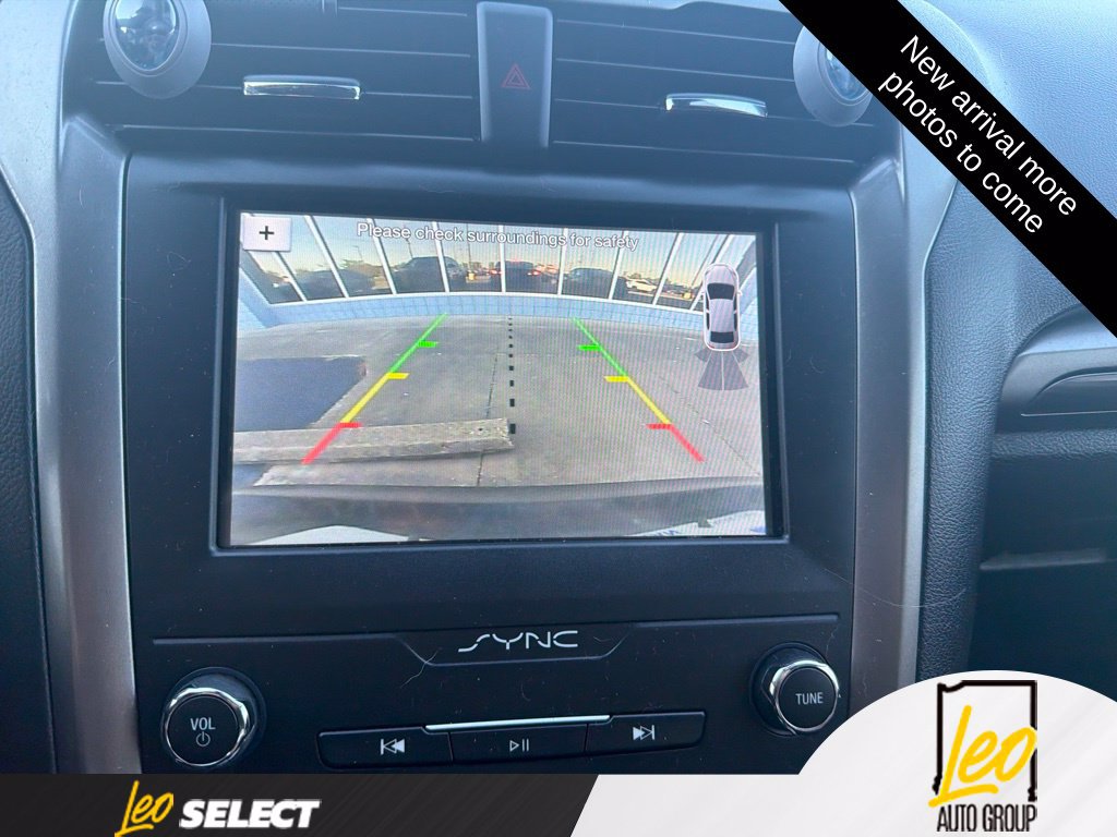 Used 2019 Ford Fusion SEL FWD image 9
