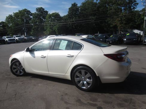 Used 2015 Buick Regal Premium w/ Experience Buick Package FWD image 7