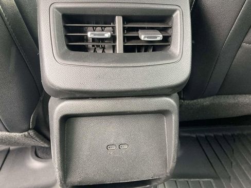 New 2026 Chevrolet Equinox EV LT image 15