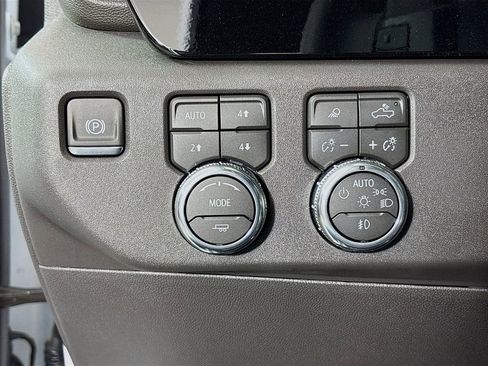 New 2026 GMC Sierra 1500 SLT w/ SLT Premium Plus Package image 10