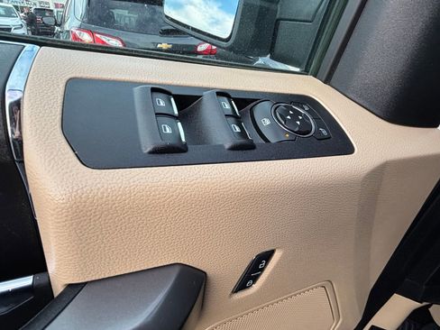 Used 2019 Ford F150 XLT w/ Max Trailer Tow Package image 29