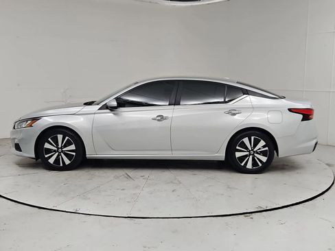 Used 2021 Nissan Altima 2.5 SV FWD image 3
