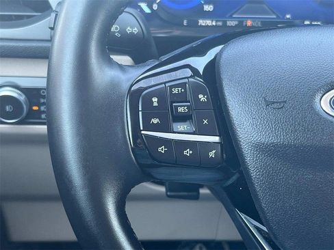 Used 2022 Ford Escape SEL w/ Technology Package image 27