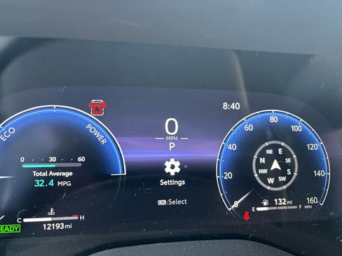 Used 2025 Toyota Sienna XSE w/ XSE Plus Package AWD/4WD image 25