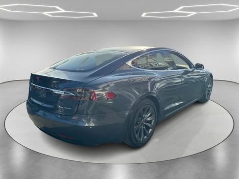 Used 2020 Tesla Model S AWD image 5