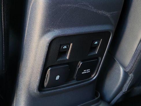 Used 2024 Ford Bronco Wildtrak AWD/4WD image 22