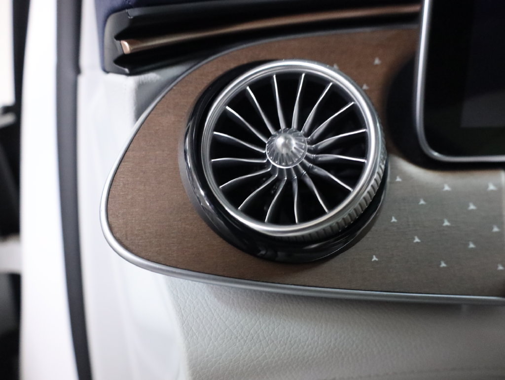 Certified 2023 Mercedes-Benz EQE 500 4MATIC SUV image 12