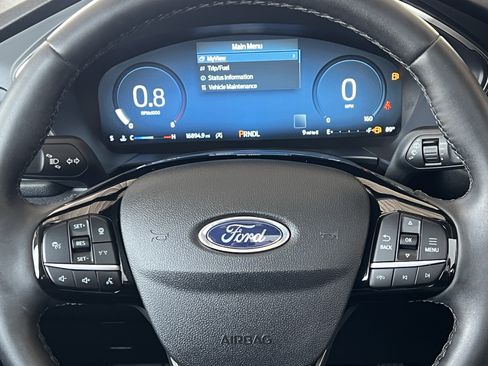 Used 2023 Ford Escape Platinum w/ Premium Technology Package AWD/4WD image 31