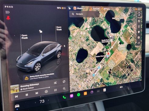 Used 2024 Tesla Model Y Long Range image 18